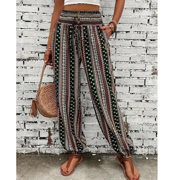 Boho Geo Print Stretchy Waist Jogger Pants - Picture 3 of 3